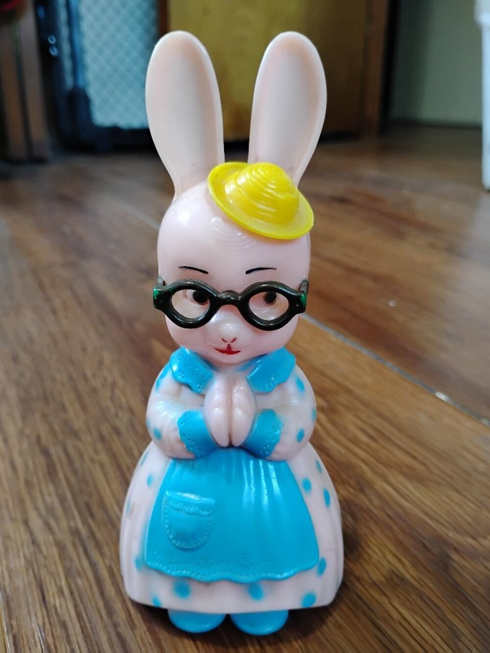 Vintage Knickerbocker Bunny Rabbit Plastic Rattle Toy